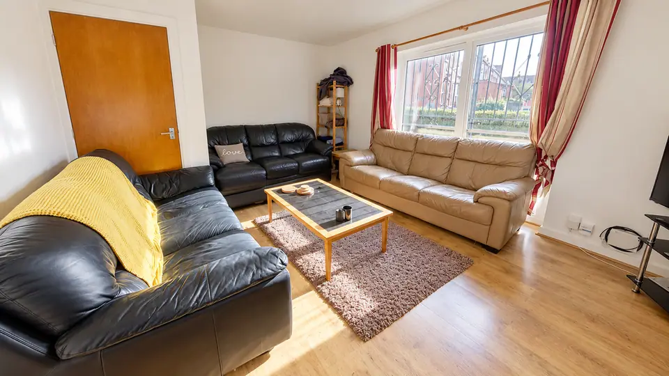 Cardigan Road, Hyde Park, Leeds, West Yorkshire