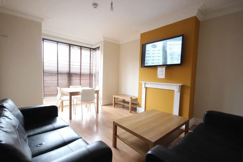 Trelawn Terrace, Headingley, Leeds, West Yorkshire